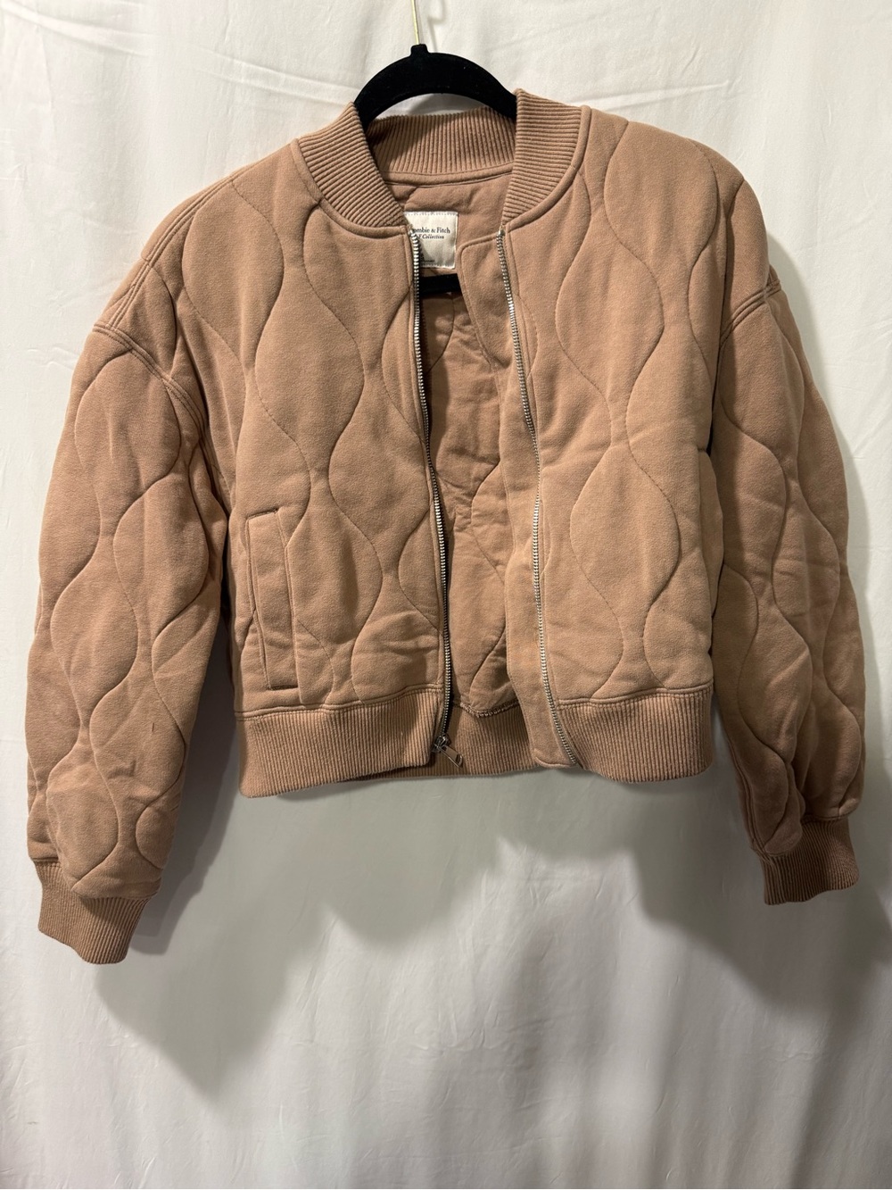 Abercrombie & Fitch Quilted Bomber Jacket in Dusty Rose